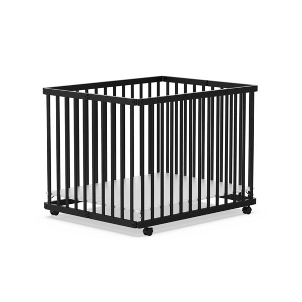 baby box van het merk Geuther in het zwart