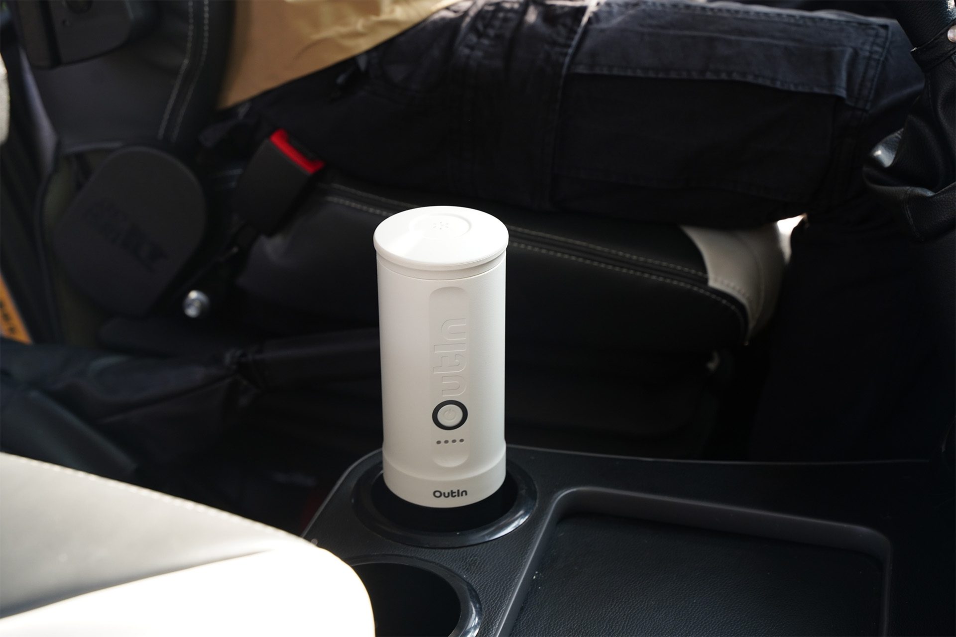 Outin Nano espressomachine voor onderweg